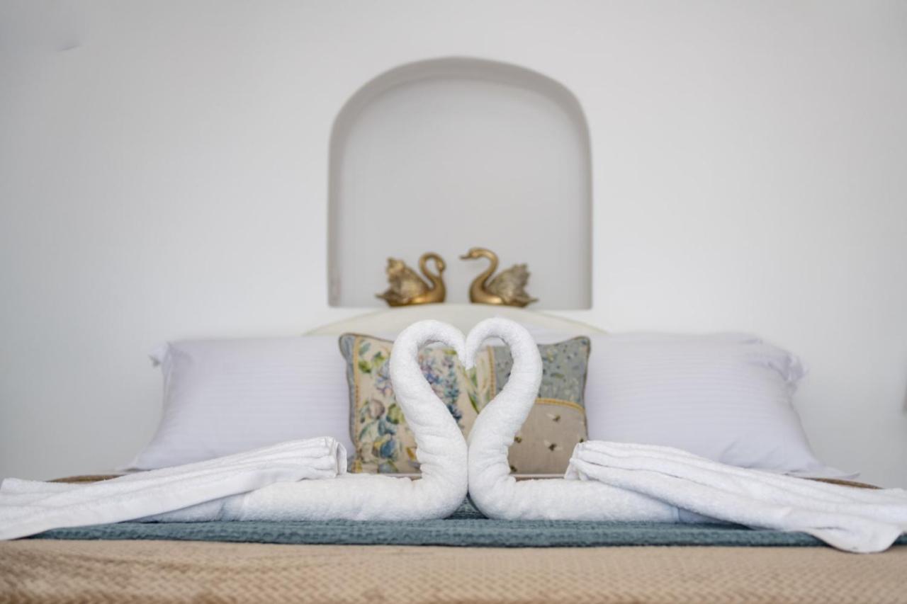 Sun Angelos Oia - Luxury Cave Suites Ngoại thất bức ảnh