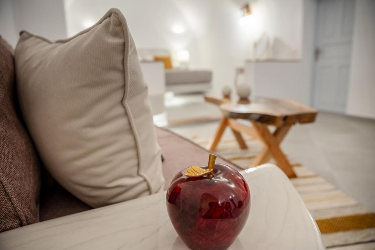 Sun Angelos Oia - Luxury Cave Suites Ngoại thất bức ảnh