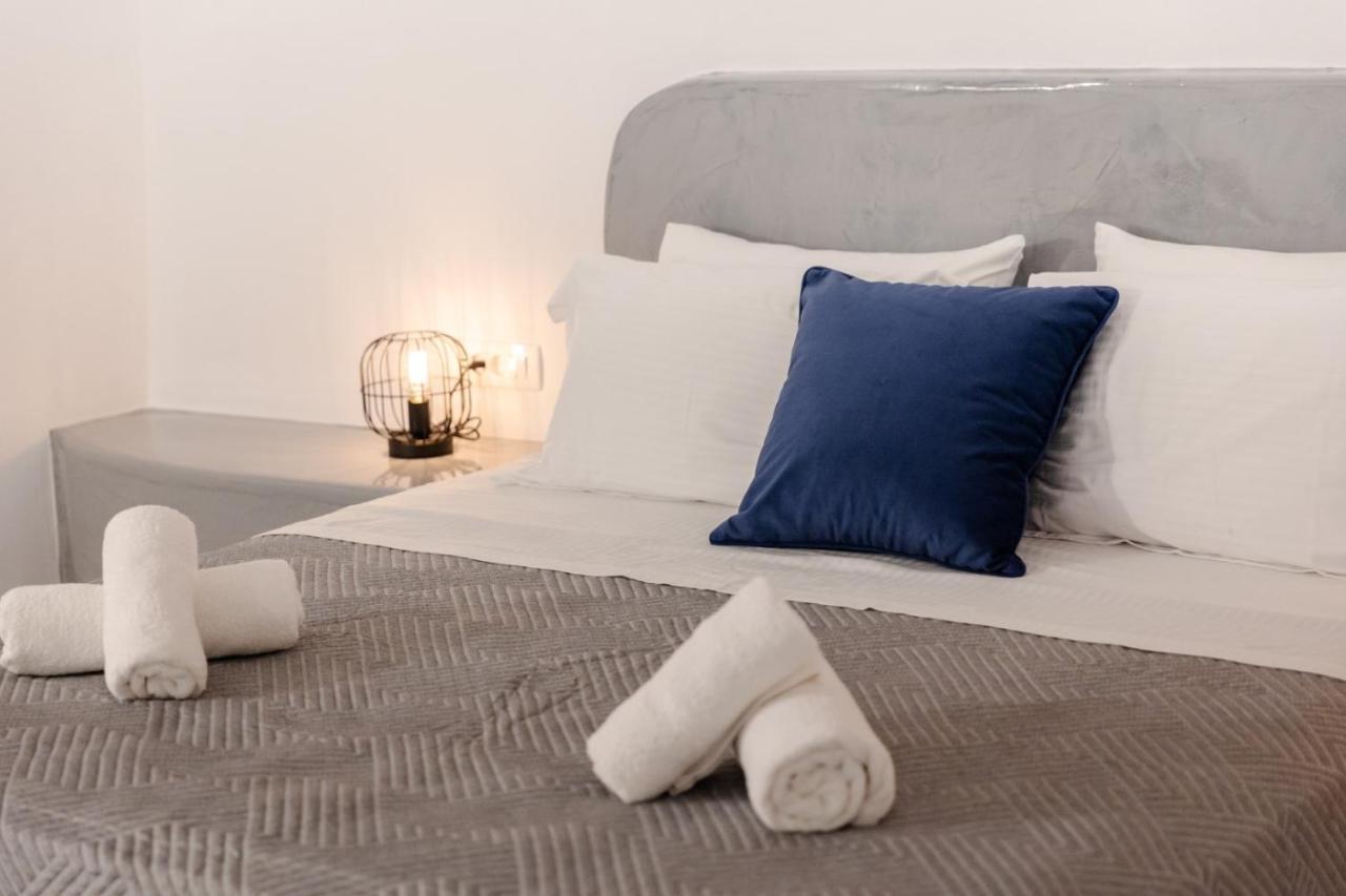 Sun Angelos Oia - Luxury Cave Suites Ngoại thất bức ảnh