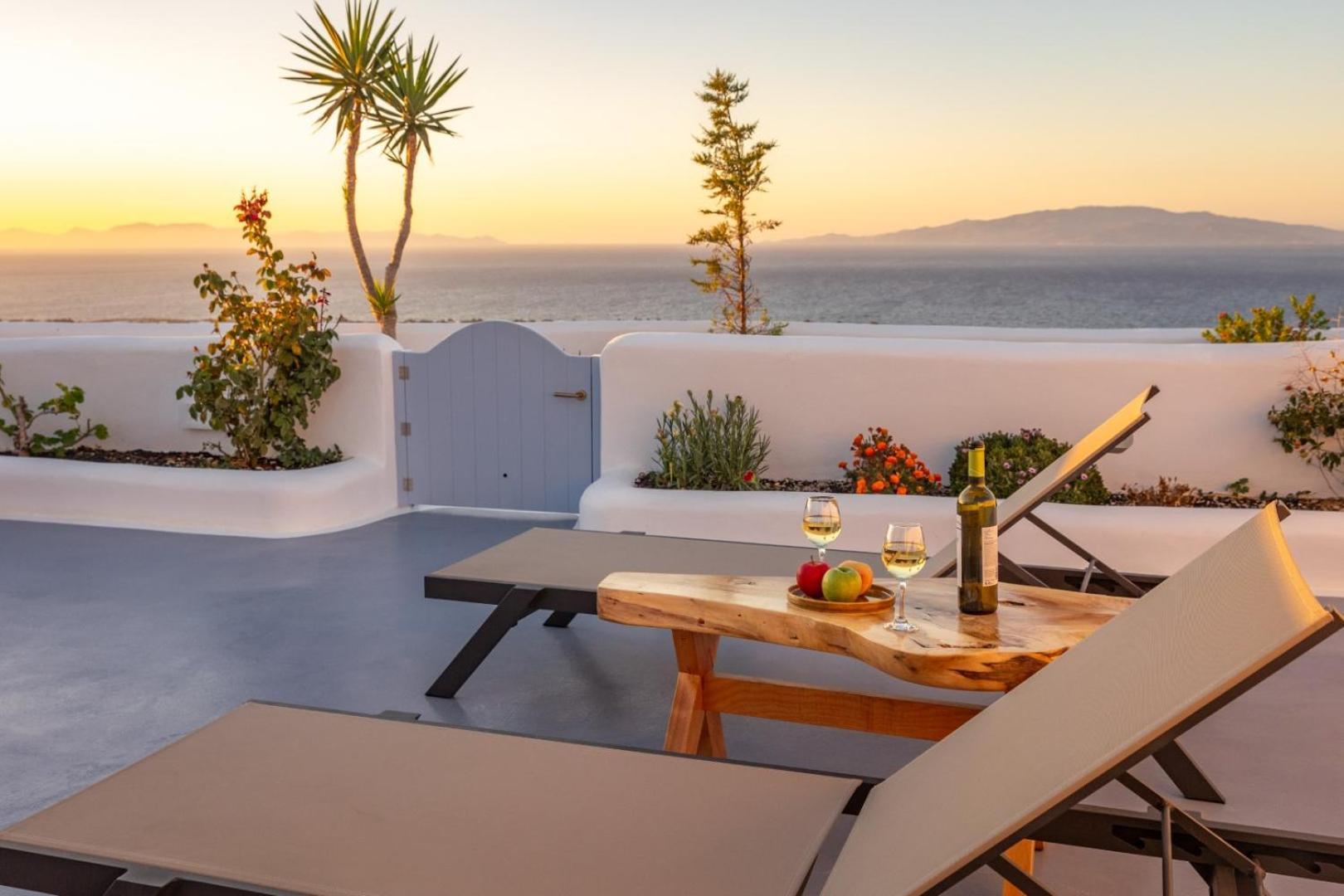 Sun Angelos Oia - Luxury Cave Suites Ngoại thất bức ảnh
