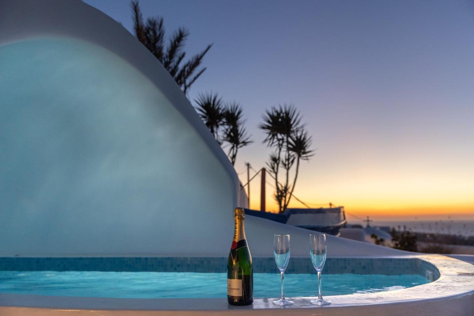 Sun Angelos Oia - Luxury Cave Suites Ngoại thất bức ảnh